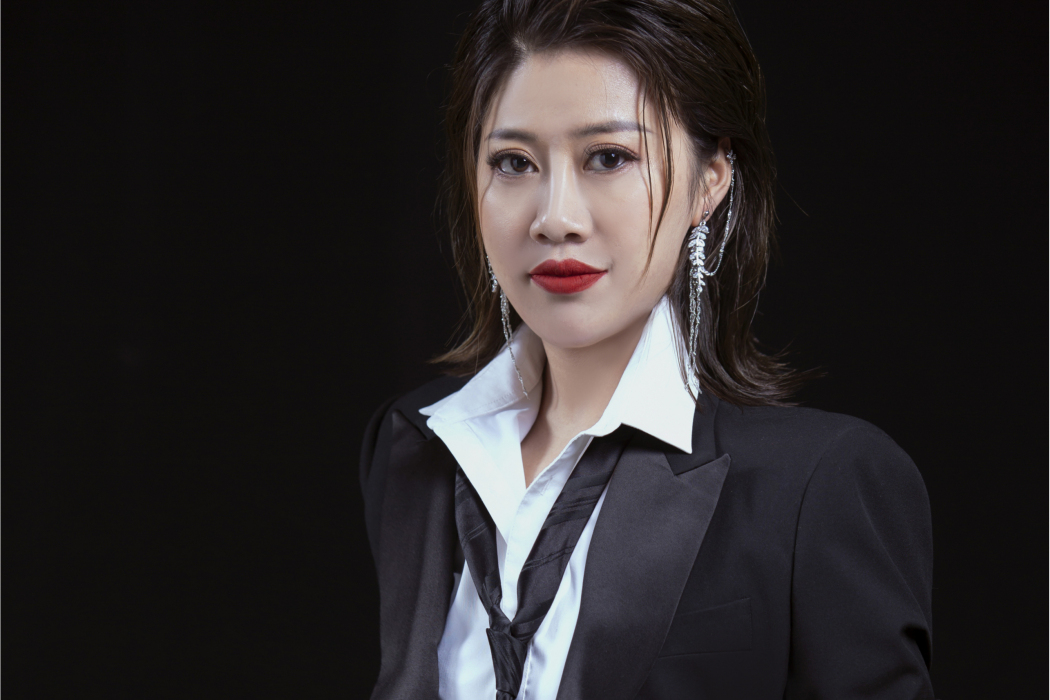 盧喃(中國女歌手) 盧喃(中國女歌手)