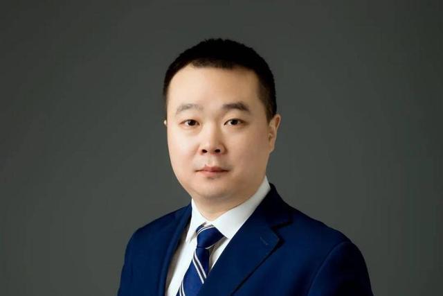 李浩然(山東微桌集團董事長) 李浩然(山東微桌集團董事長)