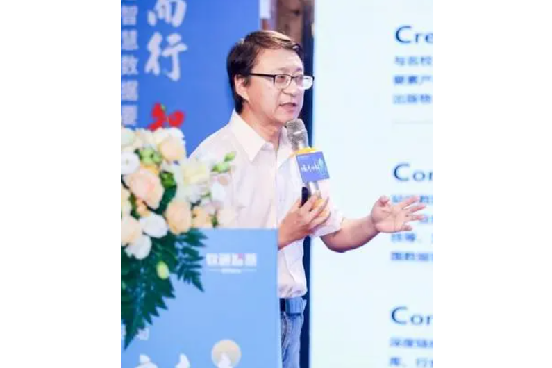 楊旭青 楊旭青