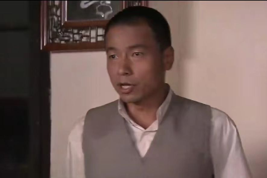 陳漢昌(歷史情感劇《紫檀王》中的角色) 陳漢昌(歷史情感劇《紫檀王》中的角色)