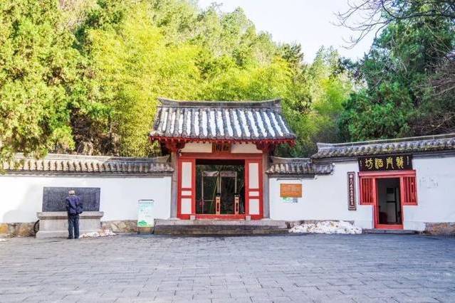 白母園
