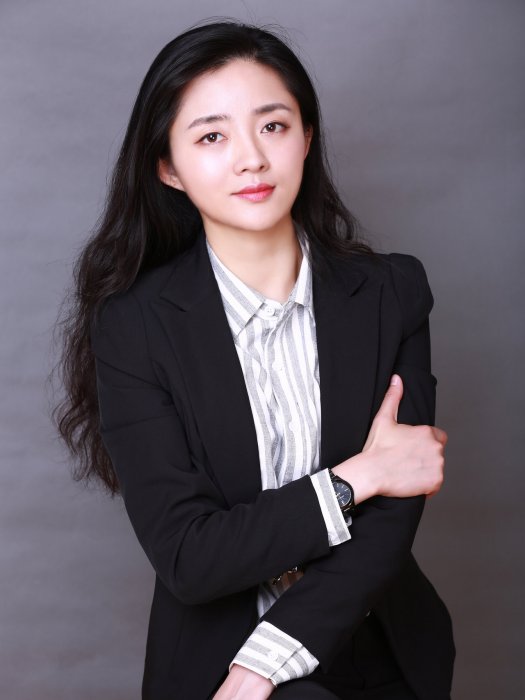馮小琴(南京邁上教育諮詢有限公司法定代表人、執行董事) 馮小琴(南京邁上教育諮詢有限公司法定代表人、執行董事)