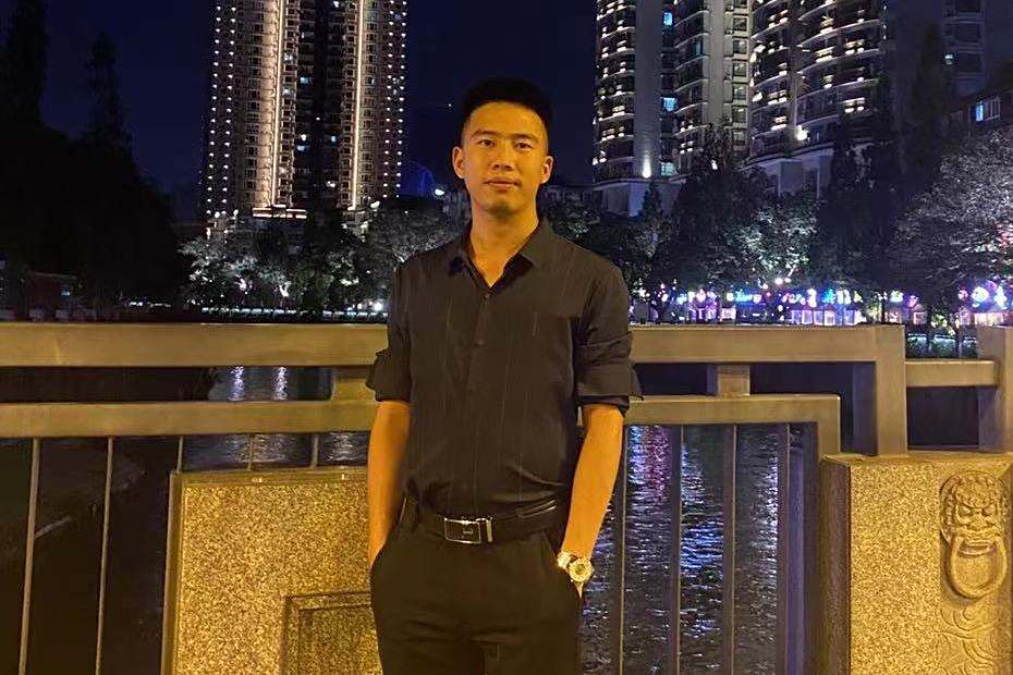 李松哲 李松哲