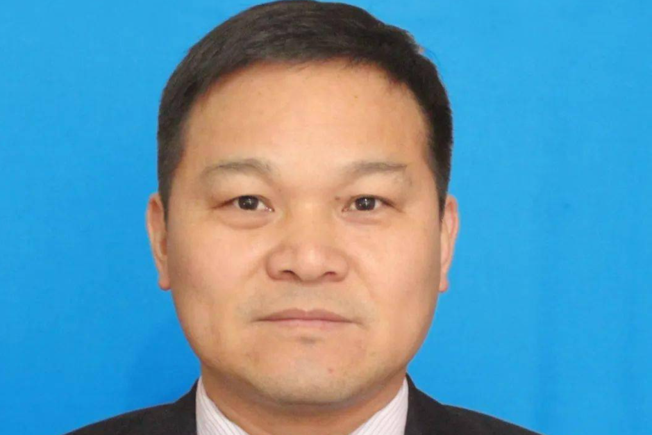 周逢滿 周逢滿