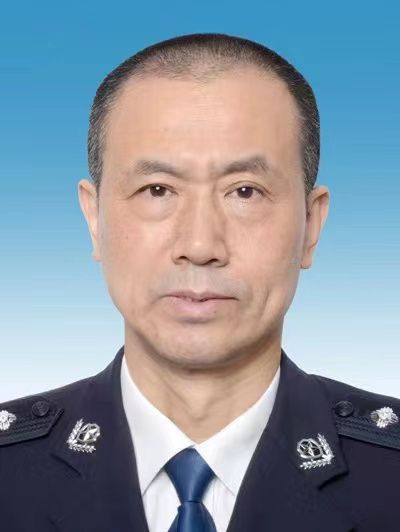 韓玉(貴州省公安廳黨委委員,特勤局黨委書記、局長(正廳級)) 韓玉(貴州省公安廳黨委委員,特勤局黨委書記、局長(正廳級))