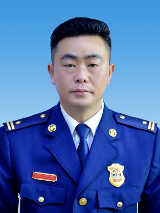張小明(江西省景德鎮市消防救援支隊副支隊長) 張小明(江西省景德鎮市消防救援支隊副支隊長)