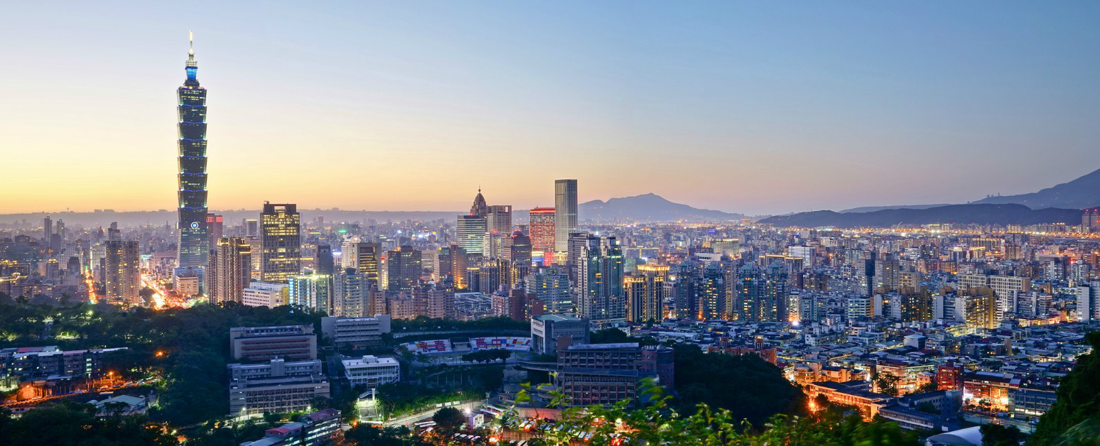台灣政治、經濟與文化發展的中心台北市