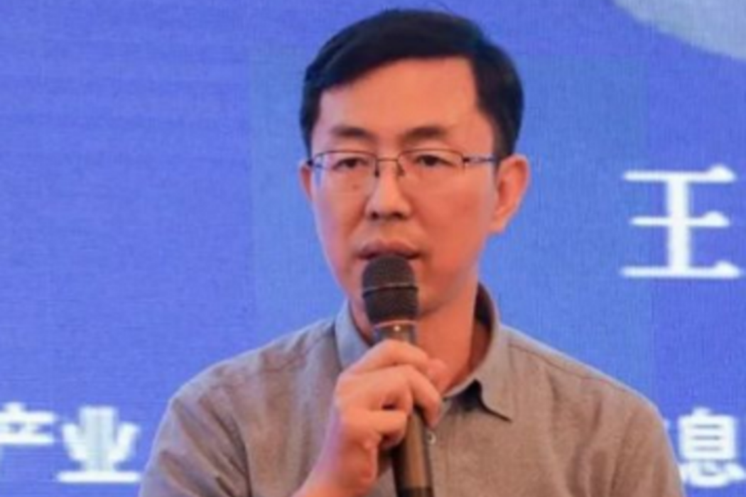 陳國潤(中國電信上海理想信息產業集團研發經理,上海市優秀共產黨員) 陳國潤(中國電信上海理想信息產業集團研發經理,上海市優秀共產黨員)