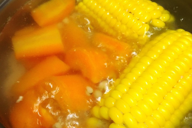 蘿蔔玉米湯