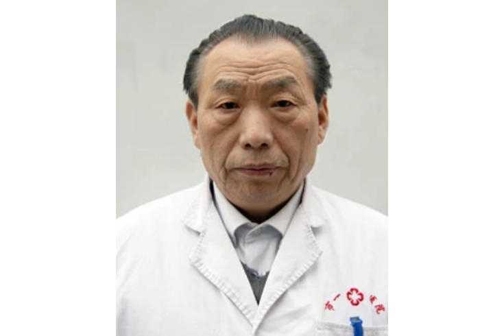 李洪成(成都市中西醫結合醫院呼吸科主任中醫師) 李洪成(成都市中西醫結合醫院呼吸科主任中醫師)