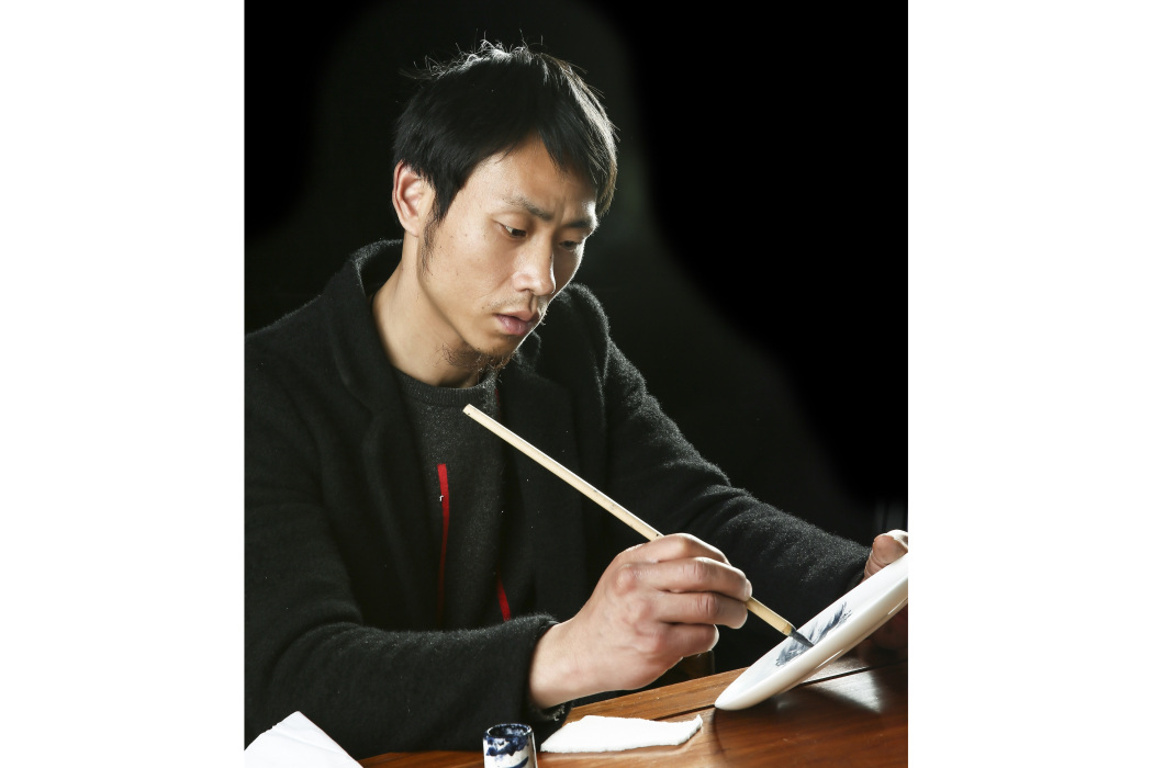 於龍(江西省高級工藝美術師) 於龍(江西省高級工藝美術師)