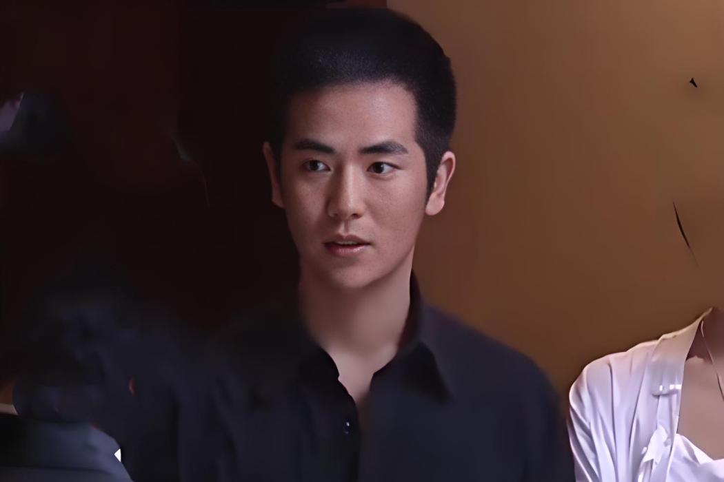 李克金(電視劇《暗香》中的配角角色) 李克金(電視劇《暗香》中的配角角色)