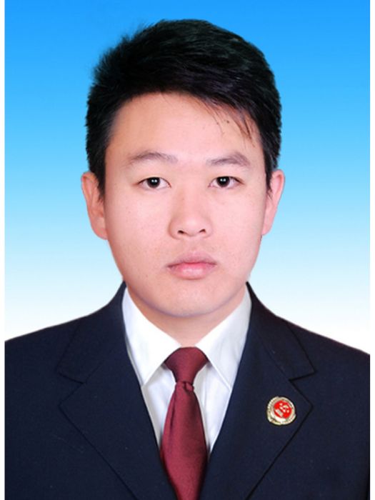 王禮強(四川省會東縣人民檢察院黨組成員、政治部主任)
