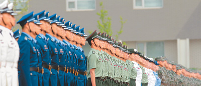 參加07式預備役軍服換裝儀式的預備役部隊