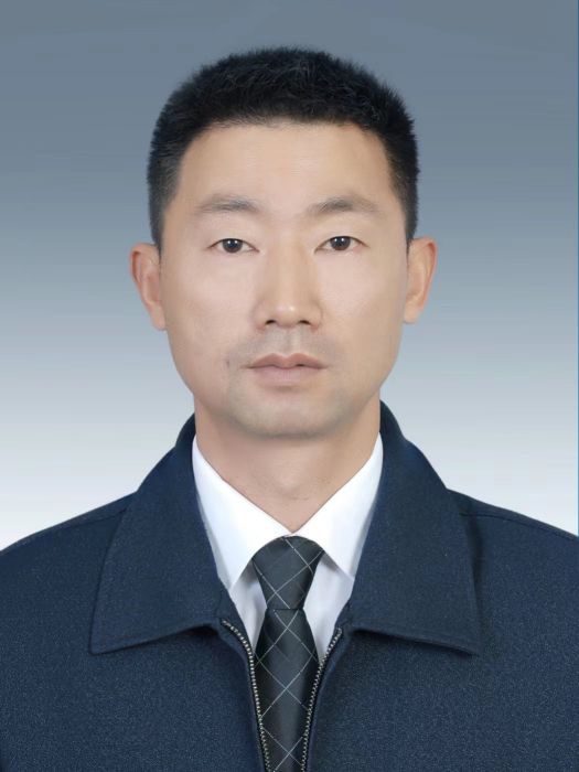 常生華(雲南省玉溪市應急管理局黨委委員、副局長) 常生華(雲南省玉溪市應急管理局黨委委員、副局長)