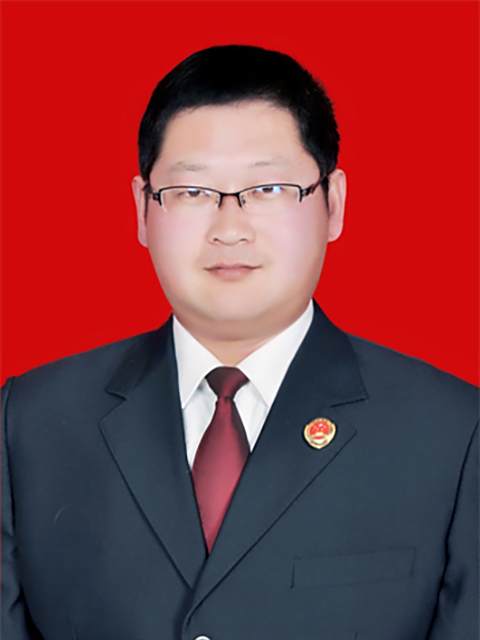 侯彬(內蒙古自治區烏蘭察布市商都縣人民檢察院黨組成員、檢委會專職委員) 侯彬(內蒙古自治區烏蘭察布市商都縣人民檢察院黨組成員、檢委會專職委員)