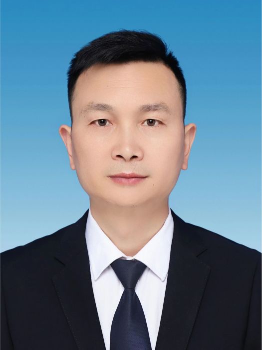 張方平(重慶市涪陵區石沱鎮黨委委員、副鎮長、人武部長) 張方平(重慶市涪陵區石沱鎮黨委委員、副鎮長、人武部長)