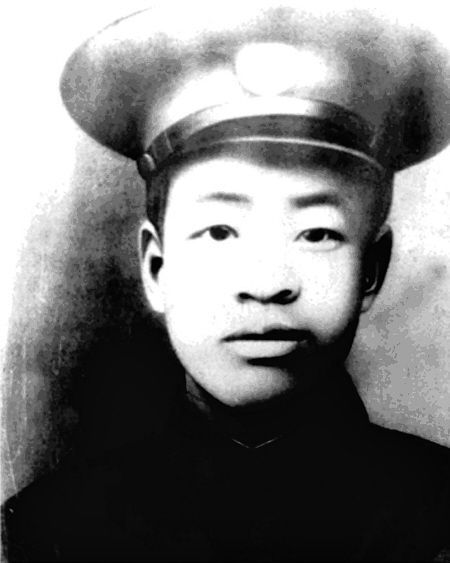 校明濟 校明濟