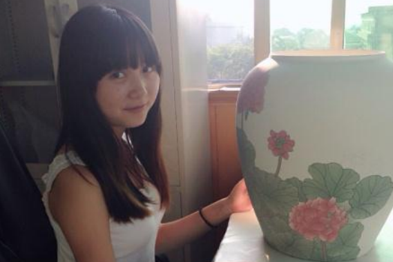 易婷(美術家) 易婷(美術家)
