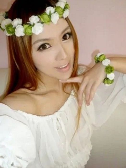 朱松花 朱松花