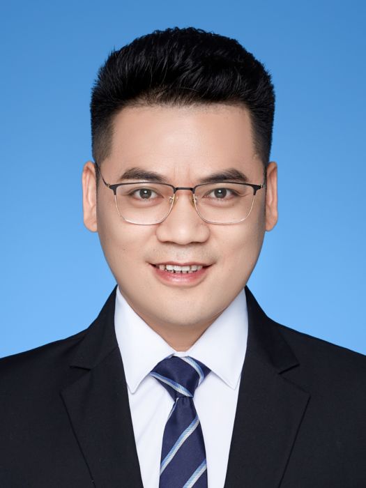 黃瑩(浙江省衢州市衢江區教育局副局長) 黃瑩(浙江省衢州市衢江區教育局副局長)