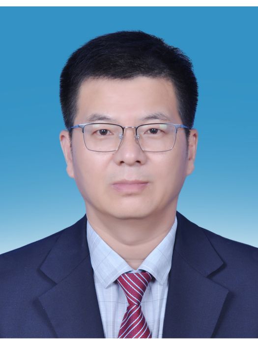 崔巍(山東省濟南市萊蕪區國有資產管理服務中心黨組成員,正處級幹部) 崔巍(山東省濟南市萊蕪區國有資產管理服務中心黨組成員,正處級幹部)