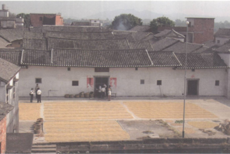 龍興圍(廣東省興寧市龍田鎮金星村特色古民居) 龍興圍(廣東省興寧市龍田鎮金星村特色古民居)