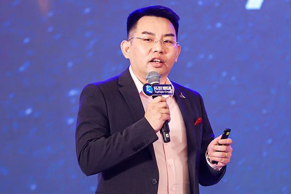 李火亮 李火亮