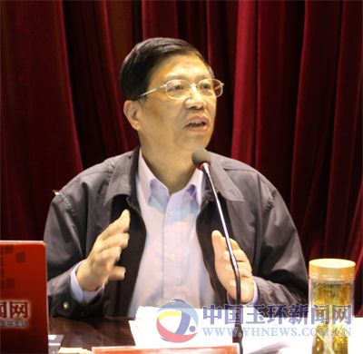凌國平(蘇州大學計算數學專業教授) 凌國平(蘇州大學計算數學專業教授)