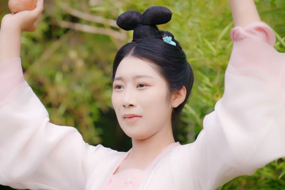 靳甜禹