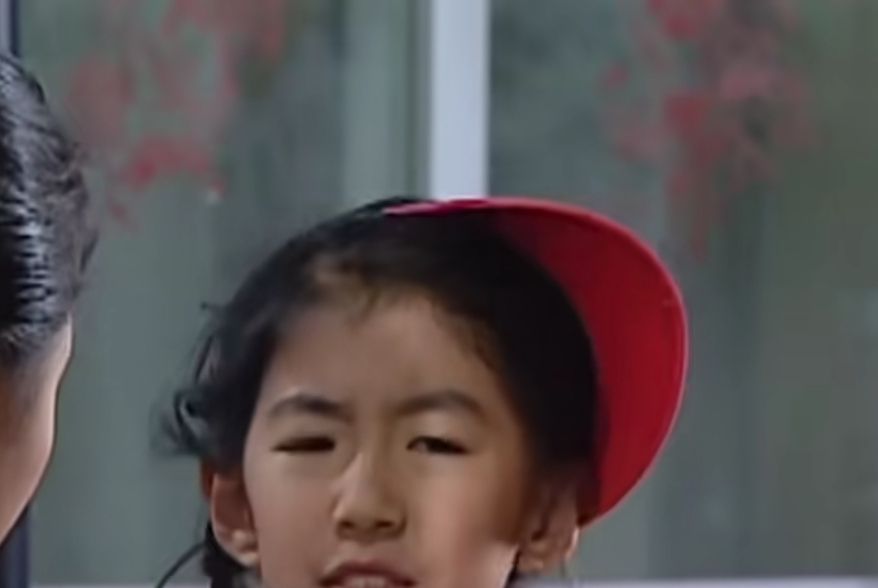 芽兒(情景喜劇《家有兒女2》中的角色) 芽兒(情景喜劇《家有兒女2》中的角色)