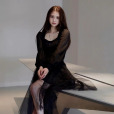 左一(中國內地影視女演員) 左一(中國內地影視女演員)