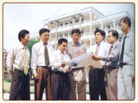 羅峰中學校領導