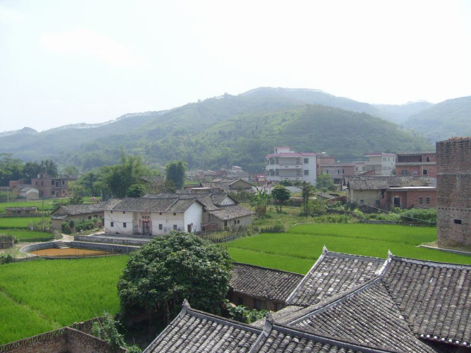 盧榮壩村 盧榮壩村