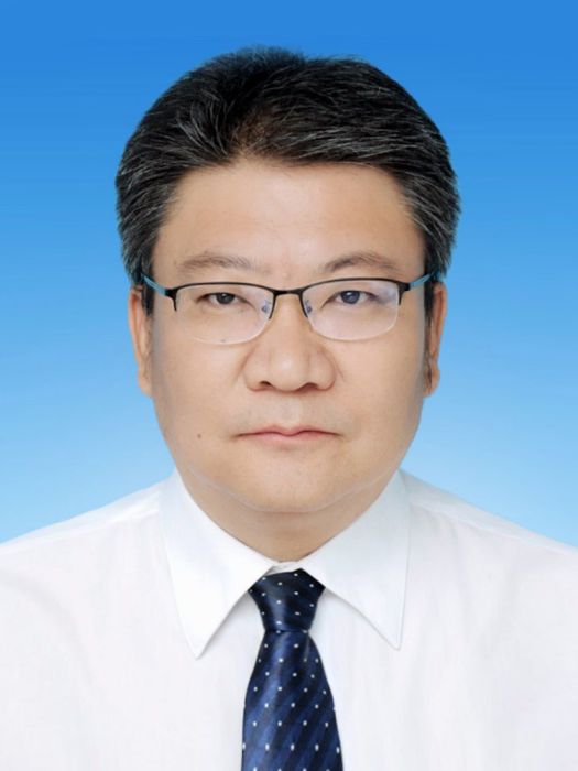 羅勇(玉溪市供銷社黨組成員、理事會副主任) 羅勇(玉溪市供銷社黨組成員、理事會副主任)