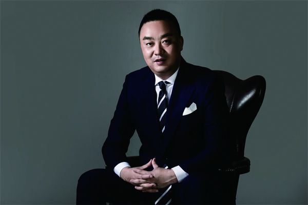謝偉(松偉照明董事長) 謝偉(松偉照明董事長)