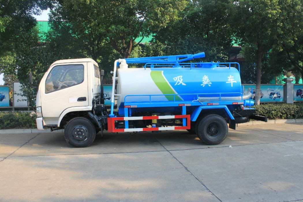 吸糞車(環衛吸糞車)