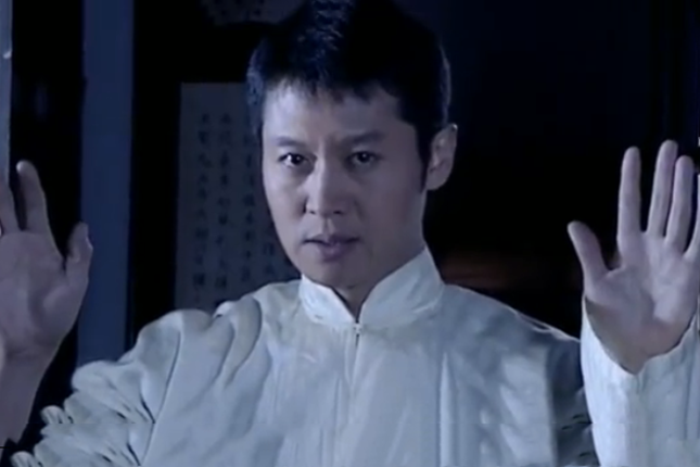 歐陽劍(2009年電視劇《黑玫瑰》中的角色) 歐陽劍(2009年電視劇《黑玫瑰》中的角色)