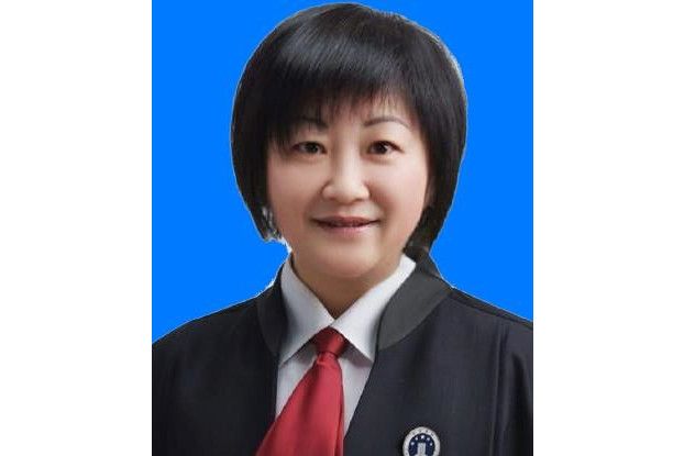 何俊英(律師) 何俊英(律師)
