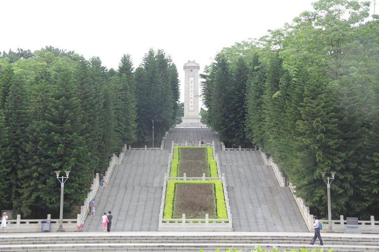 南寧革命烈士紀念碑