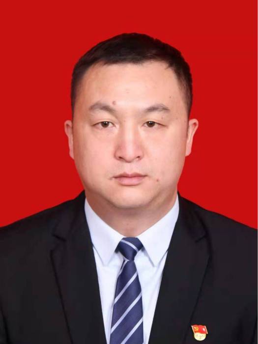 程明(重慶市巫山縣平河鄉黨委副書記、鄉長) 程明(重慶市巫山縣平河鄉黨委副書記、鄉長)