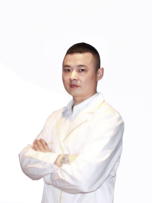 周秀峰(福州伽禾伽美醫院醫生) 周秀峰(福州伽禾伽美醫院醫生)