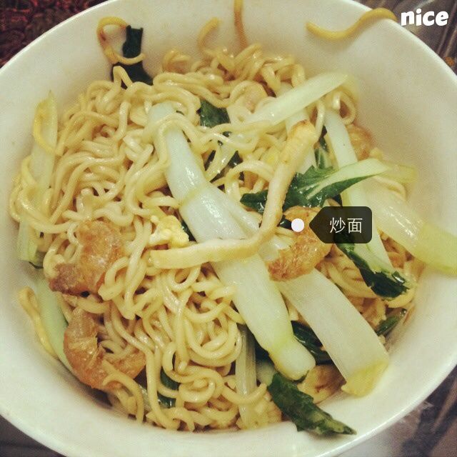 蝦乾魷魚炒麵 蝦乾魷魚炒麵