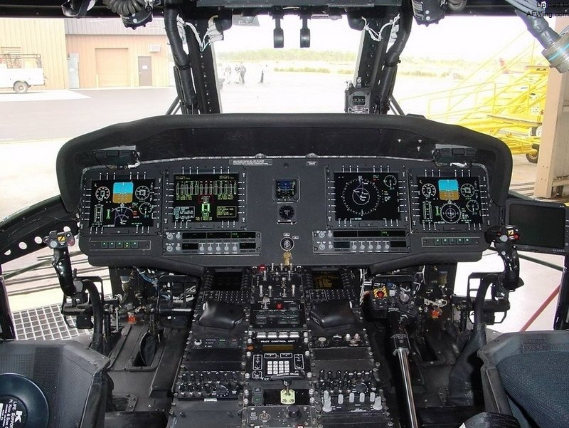 UH-60M的數位化座艙