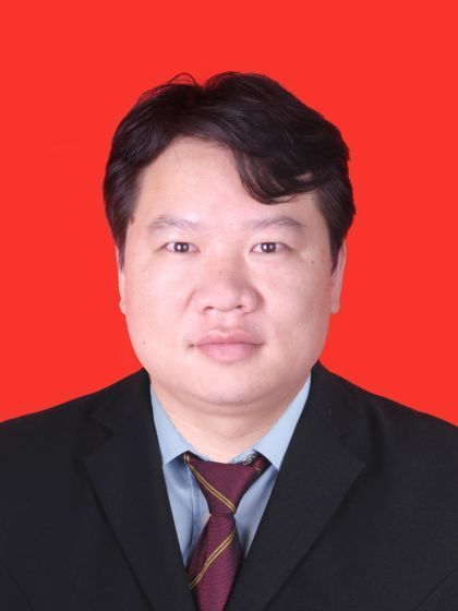 張康(長沙市雨花區現代電子商務物流管理委員會副主任) 張康(長沙市雨花區現代電子商務物流管理委員會副主任)