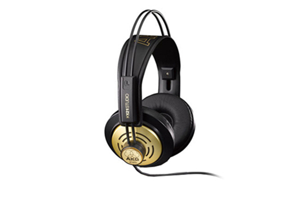 AKG K121S AKG K121S