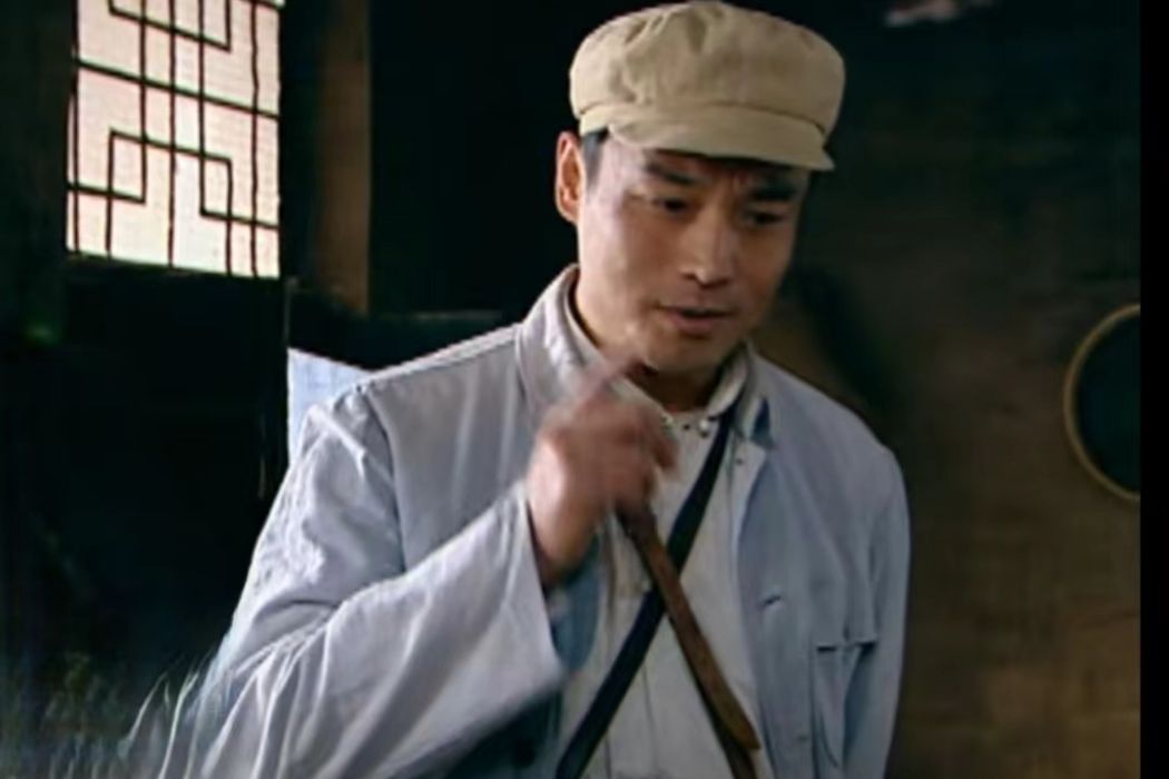 張滔(諜戰剿匪劇《迎春花》中的角色) 張滔(諜戰剿匪劇《迎春花》中的角色)
