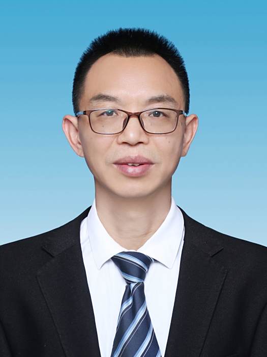 陳富剛(重慶市墊江縣裴興鎮黨委委員、紀委書記) 陳富剛(重慶市墊江縣裴興鎮黨委委員、紀委書記)