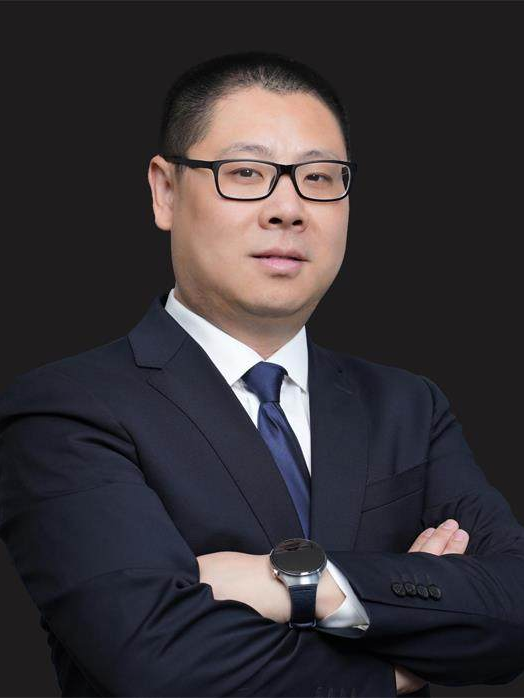 高波(中順潔柔集團總裁)
