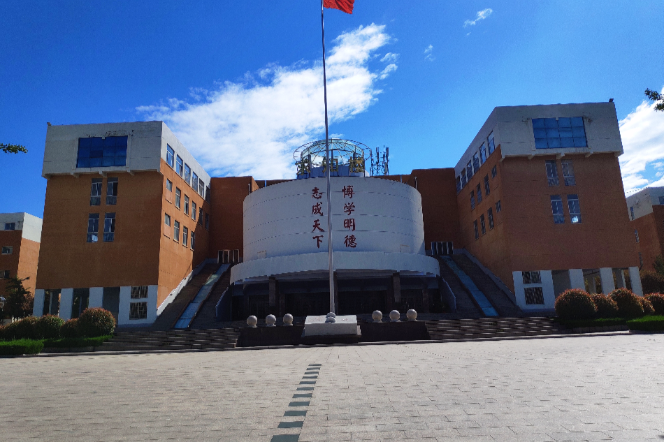 費縣第一中學(費縣一中) 費縣第一中學(費縣一中)